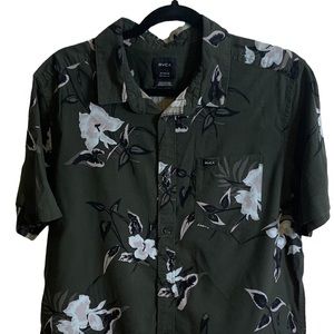 RVCA Shirt Men Medium Hawaiian Print Button Up  Camp Aloha Skate Surf